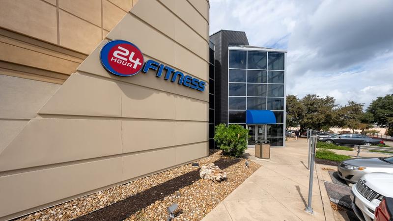 24 Hour Fitness