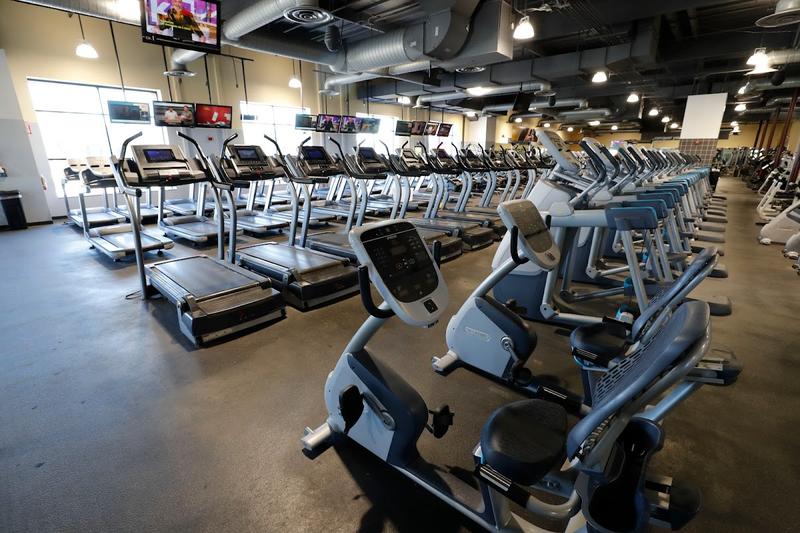 24 Hour Fitness